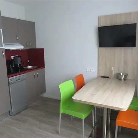 Otel And Golf Bassins A Flot 3*
